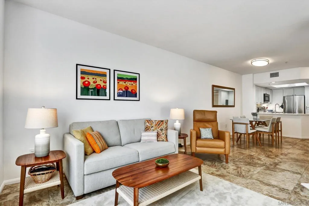 , San Diego, California 92101 home-pic-2